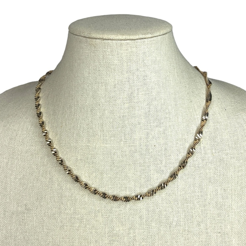 Twisted Gold Flat Chain Necklace
